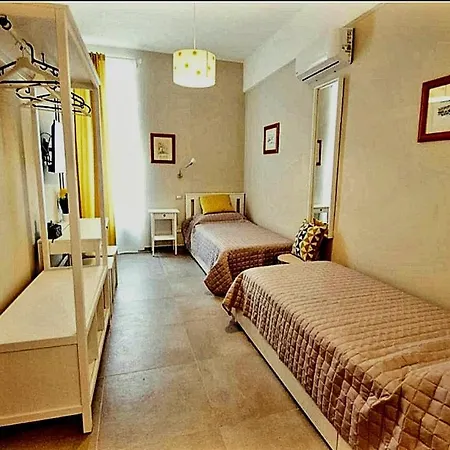 Papiroom's Pensjonat Syrakuzy