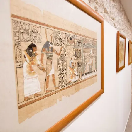 Papiroom's 4* Siraküza